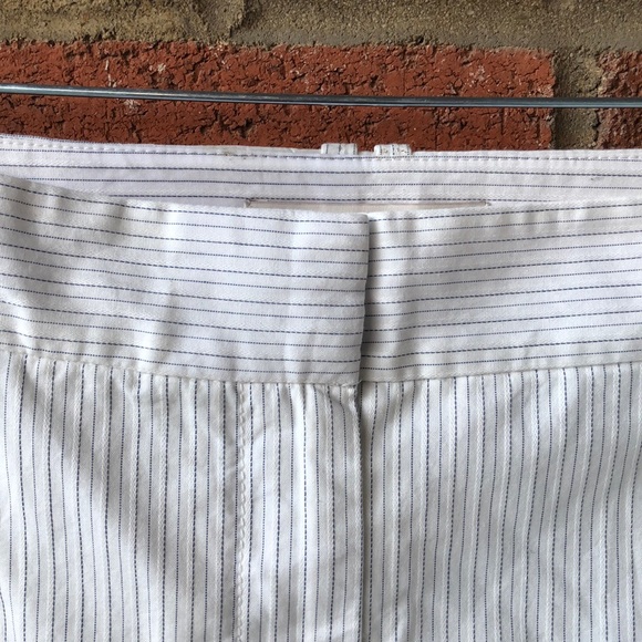 Ann Taylor Loft Pencil Skirt - Picture 2 of 8